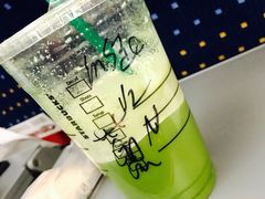 -星巴克(北京西站5号候车室)