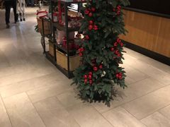 -星巴克臻选(莘庄仲盛店)