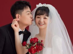 -雪中彩影婚纱摄影·微光艺术中心