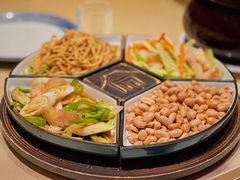 下酒菜-八府香鸭·啫啫煲(华山路店)