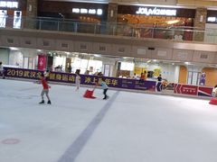 -奥山冰场(奥山世纪城店)