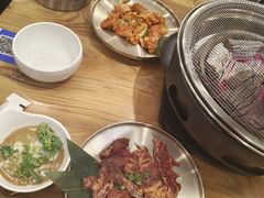 -青瓦餐厅·生鱼片·韩园烤肉(西塔店)