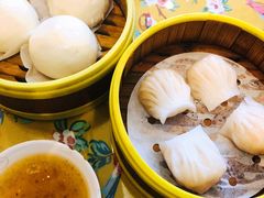 奶黄流沙包-芳姨广东砂锅粥(张庄路店)