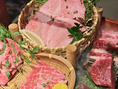 -山川小町·极番烧肉(新地假日广场店)