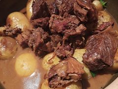 小土豆烧牛腩-青年公社烤鸭(宝杨宝龙广场店)