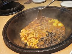 -万里闯关东铁锅炖菜馆(高新旗舰店)