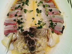 白腊肉蒸东海大黄鱼-炳胜品味(海印总店)