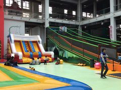 -蒙特利亲子乐园