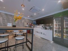 -龙治汉堡(中华城店)