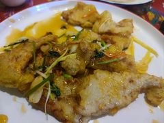 -闯关东东北农家菜(崂山石老人店)