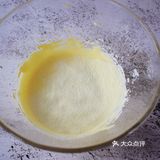 1勺奶粉，2个蛋黄，教你做孩子爱吃的零食，入口即化，健康又营