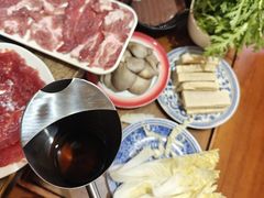 -沸炉重庆老火锅(军事博物馆店)