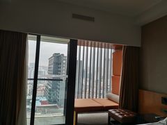 -珠海拱北口岸希尔顿欢朋酒店