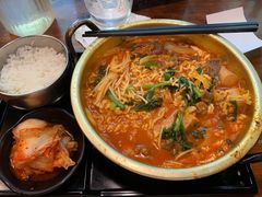 -米屋石锅拌饭(师大店)