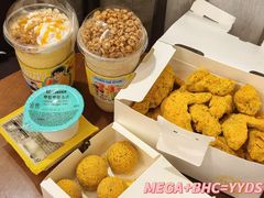 -BHC炸鸡(明洞总店)