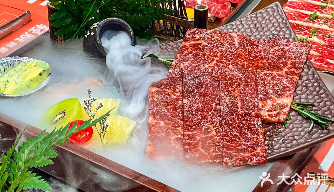 轻烧·韩式炭烤牛肉专家，好吃到我想去个100次！