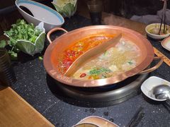 -山城鼎重庆老火锅(西安钟楼店)