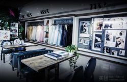 -巴黎时尚婚纱摄影(南汇店)