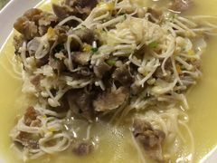 酸汤肥牛-华春餐馆(鱼山路店)