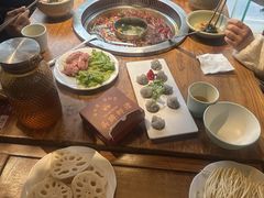 -城墙拐拐火锅(三峡广场黑金冠店)