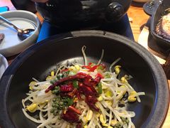 -云海肴·汽锅鸡·云南菜(天山百盛优客店)