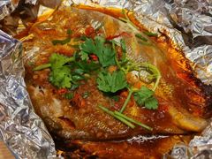 -街角等你.大连海鲜烧烤.经典铁板海鲜串(西安路店)