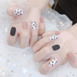 -蔓晨美甲工作室