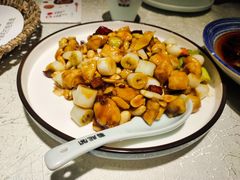 宫爆鸡丁-雲蜀龙阁·金牌水煮鱼(方庄店)