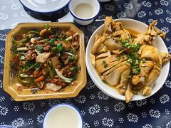 -临江餐馆二楼美食部落
