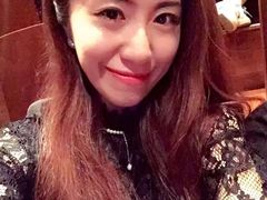 -BHC炸鸡(明洞总店)