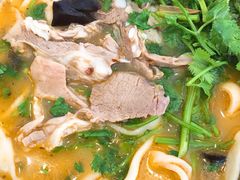 -青年路烩面馆(绿地世纪城店)