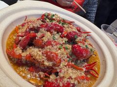 -肥肥虾庄·金牌油焖大虾(汉街SKP店)