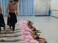 -梧桐花语舞蹈培训中心(潞城校区)