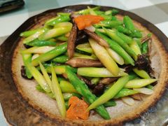 芦笋鸡枞菌-君霖海鲜私房菜(春柳店)