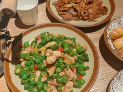 -川堂风·跷脚牛肉·乐山爆炒(宝山日月光店)