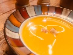 -SISTERS BAR RESTAURANT川意酒馆(嘉善老市H楼店)
