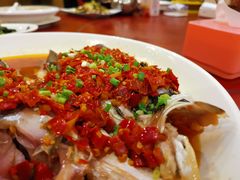 剁椒鱼头-大瓦罐湘土菜(海淀南路店)