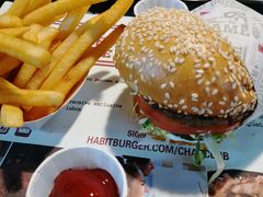 -The Habit Burger Grill 哈比特汉堡(复兴soho店)