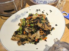-头上红煨盐鸡·非遗院子餐厅