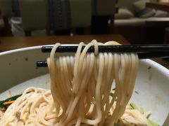 鸡丝凉米线-云海肴·汽锅鸡·云南菜(天津国金汇店)