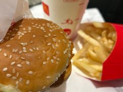 -麦当劳(星光行店)