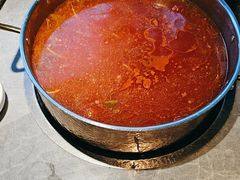 -野山舂·贵州现舂酸汤牛肉(民生路店)