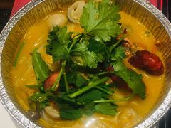 冬阴功汤-四海一家自助餐(益田假日广场店)