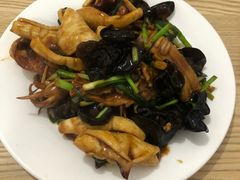 五花肉烧笔管-九龙餐厅(大沽路店)