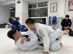 -Flow巴西柔术拳击泰拳馆