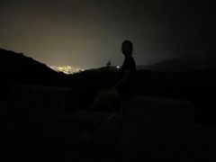 -鬼笑石后山停车场
