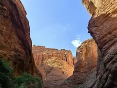 -天山神秘大峡谷