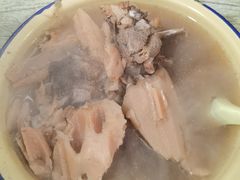 -燕子煨汤(山海关路店)