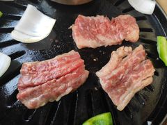 -炼火烤肉店
