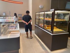 面包甜点陈列柜-奈雪的茶(时代天街店)